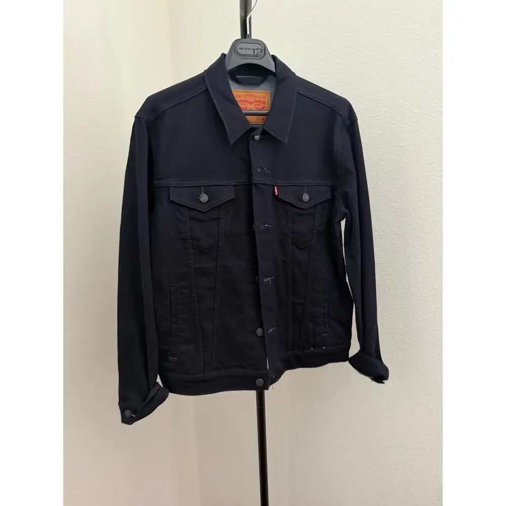 Levi’s men’s trucker jacket denim jean dark blue size m